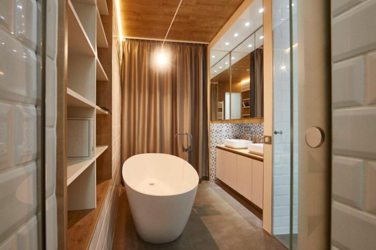 Bpr Woodnest Home With A/C Budapest Bagian luar foto